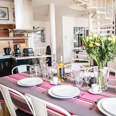 Appartement Pour 6 Centre St Martin De Re בית נופש