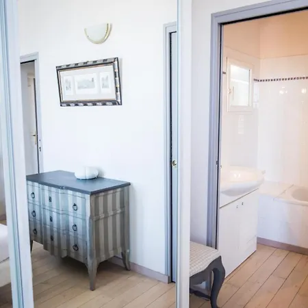 Appartement terrasse 3*dominant St Martin de Ré Saint-Martin-de-Ré